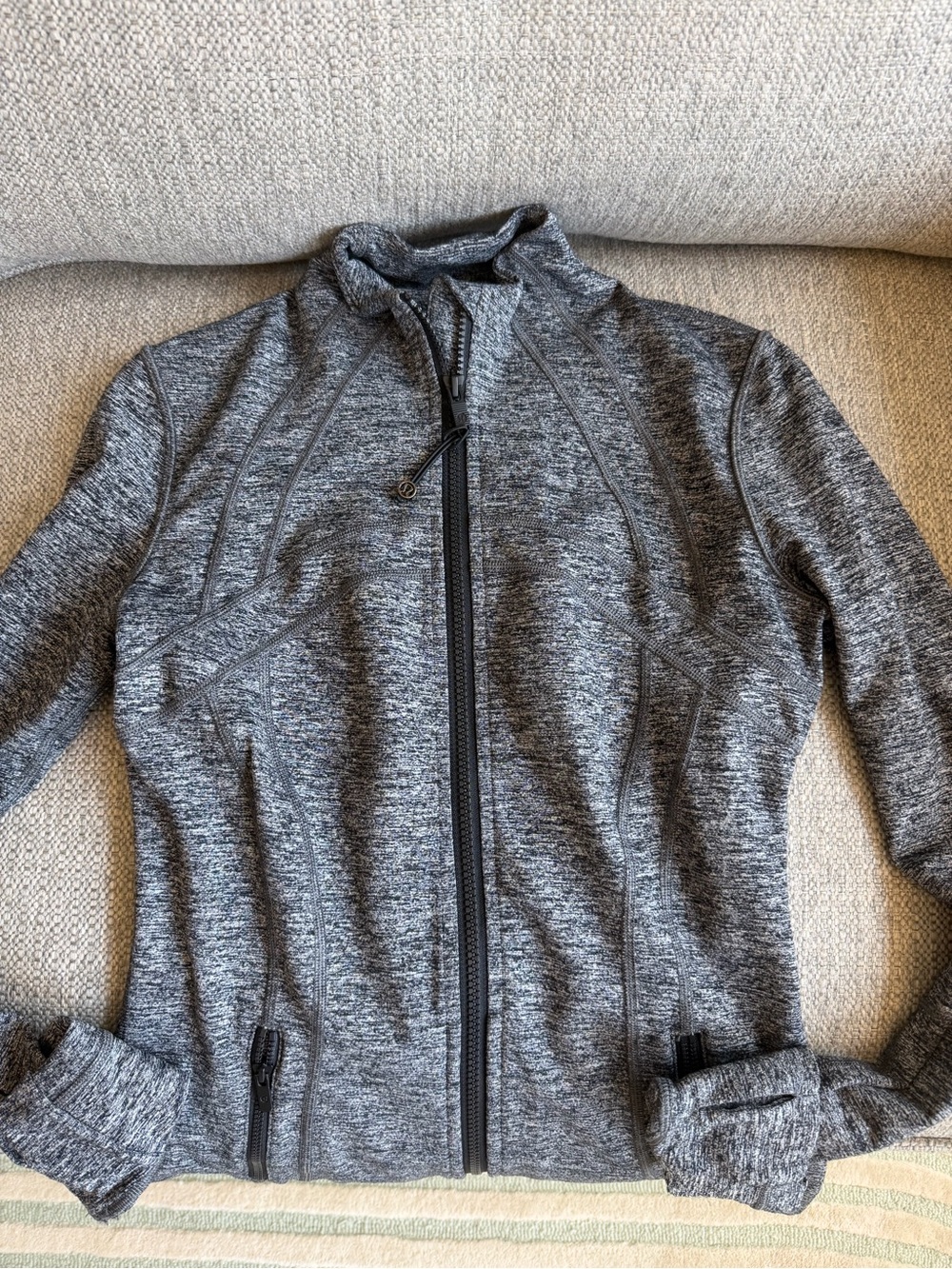 lululemon Define Jacket Luon Heathered Gray Full-Zip Size 6 with pockets